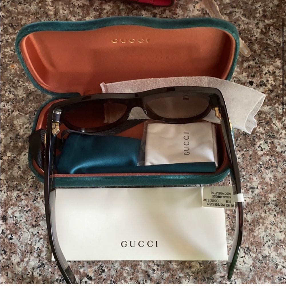 Gucci oversized Y2K style celebrity Women’s Sunglasses - Picture 7 of 8
